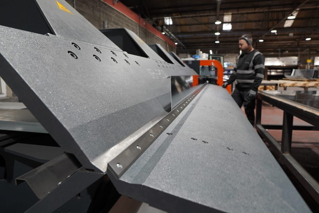 cnc-folding-capping-alupress-ltd